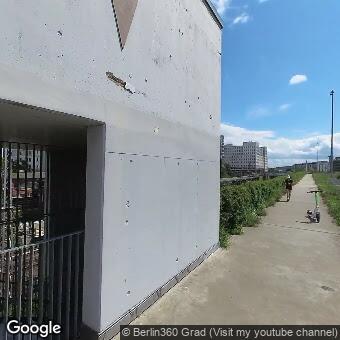 PogoMap.Info - Pokestop - Schwimm  Und Sprunghalle Berlin